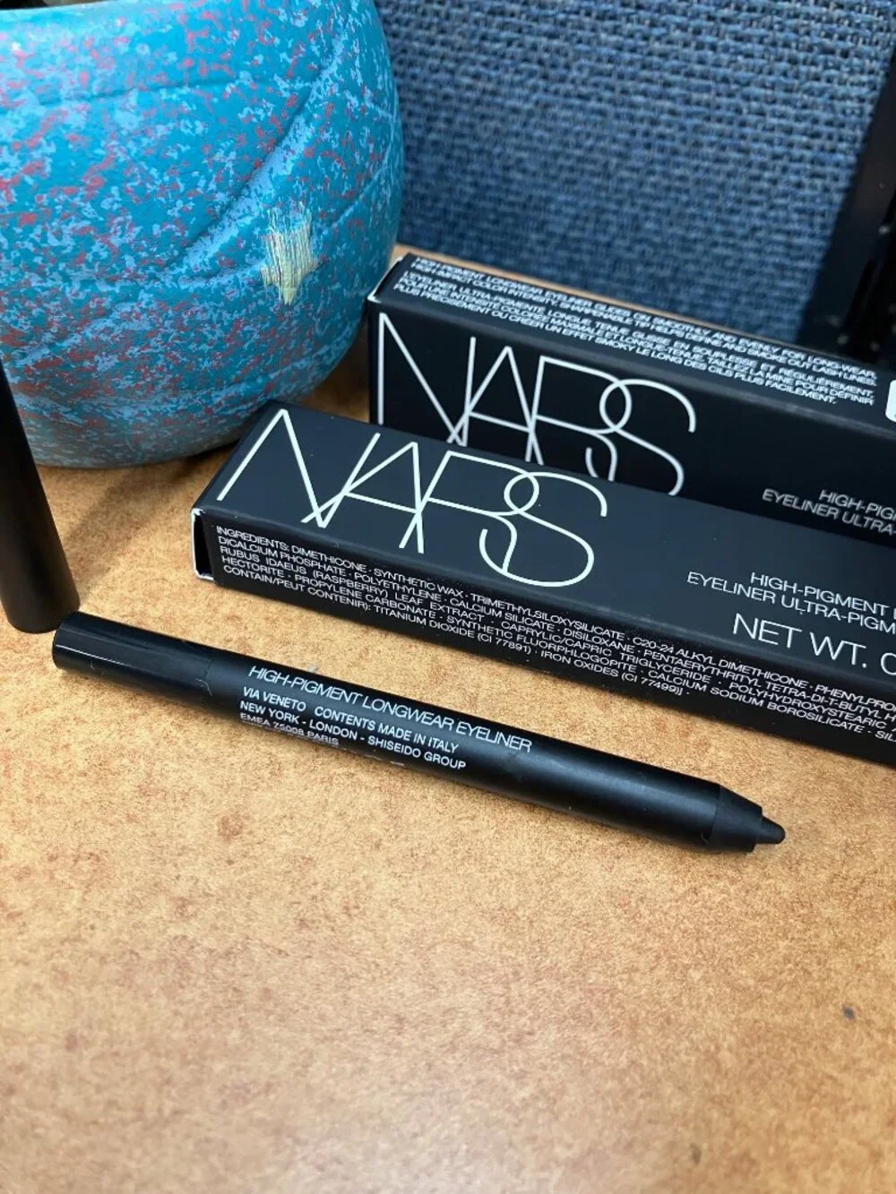 NARS high black free
